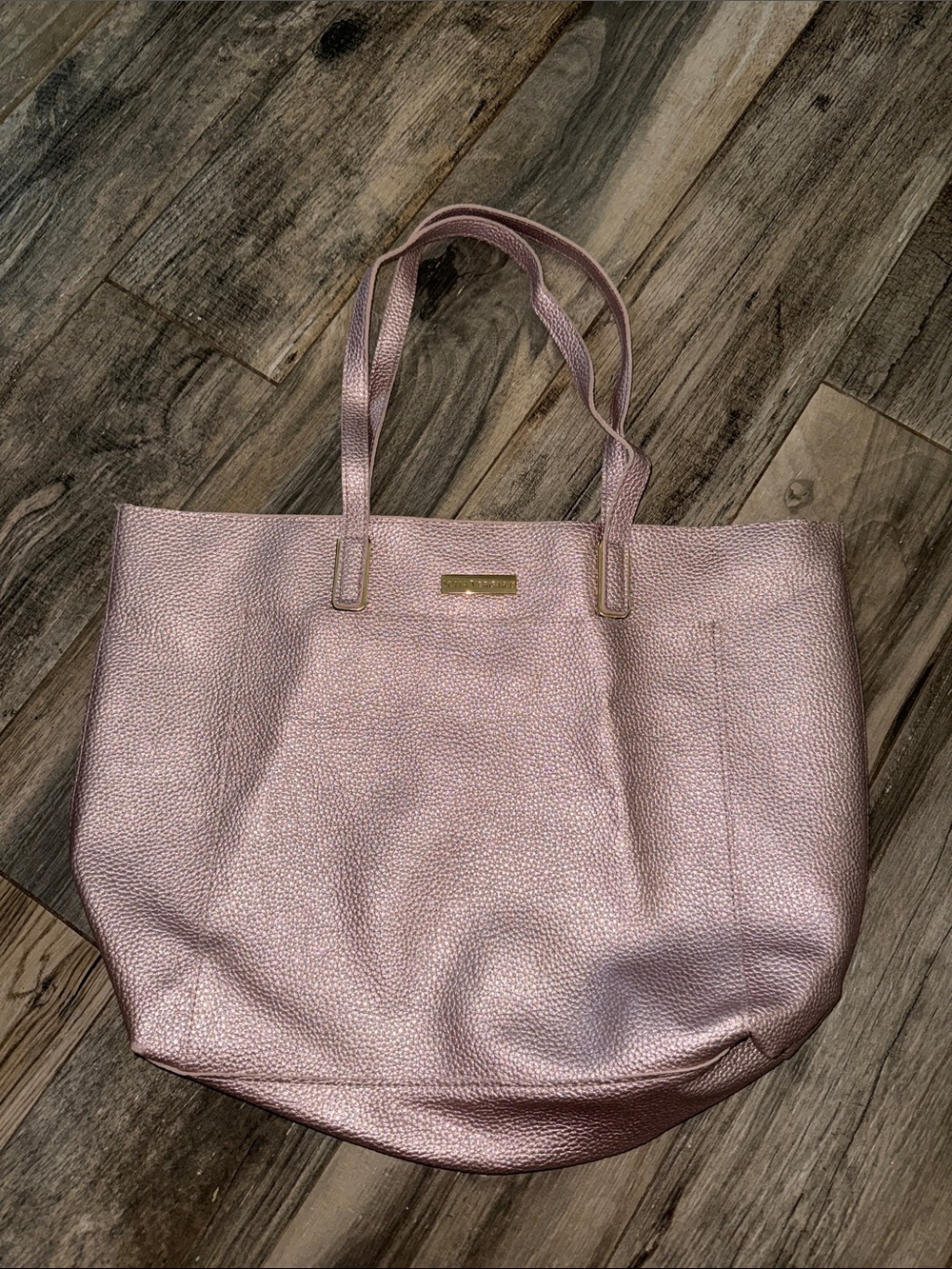 sofia by sofia vergara Metallic Light Pink Tote